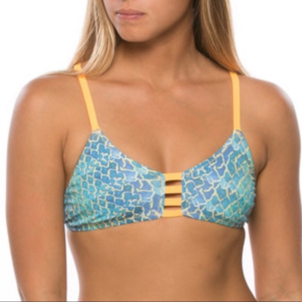 Jolyn bikini top